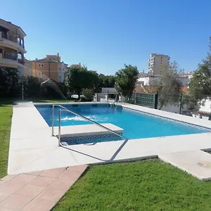 Apartamento En La Playa Con Piscina Benalmadena